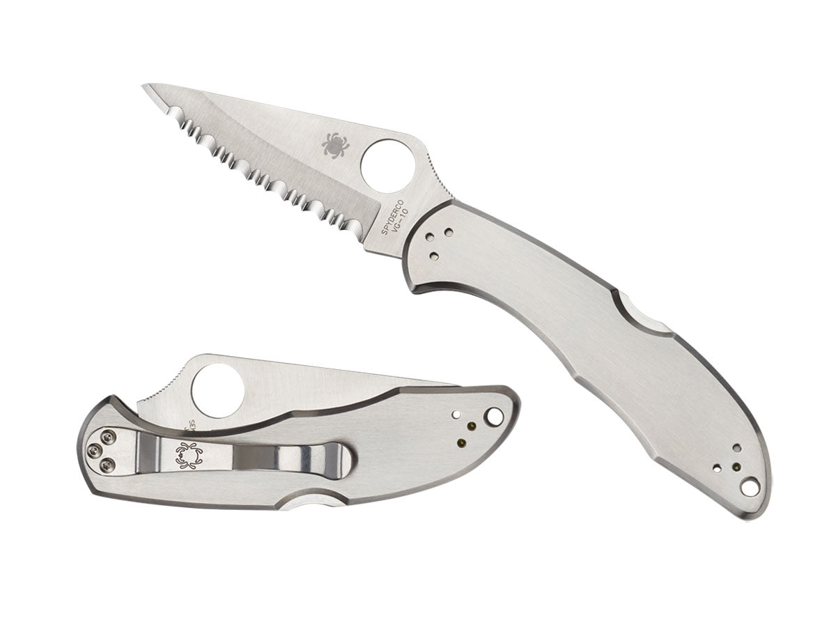 Spyderco Delica 4 C11S dettaglio lama VG-10 seghettata e Spyderhole