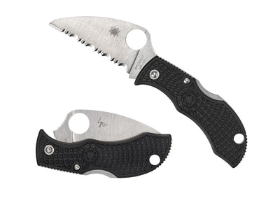 Spyderco Manbug MBKWS dettaglio lama Wharncliffe seghettata e manico FRN nero portachiavi