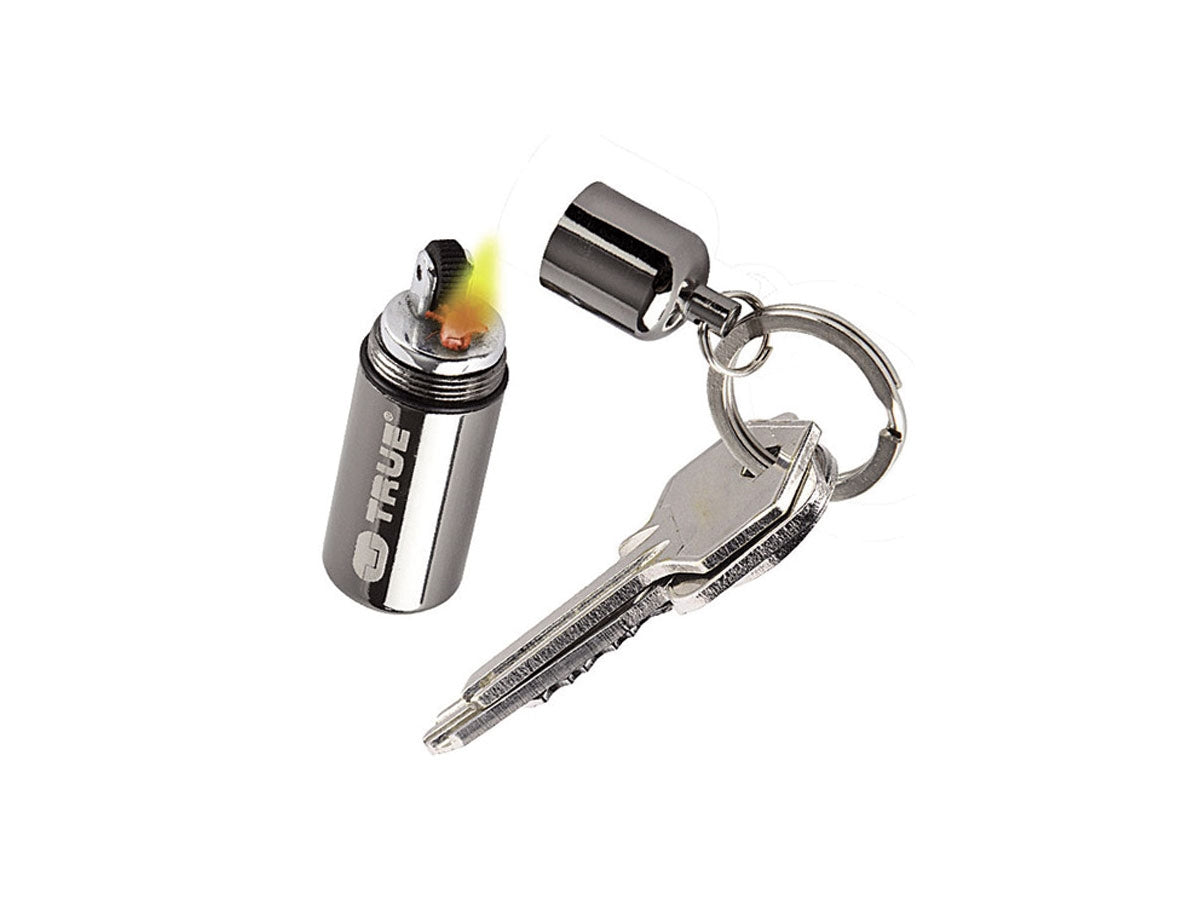 True Utility FIRESTASH mini accendino portachiavi in lega di zinco 45x15x15 mm