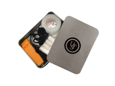 Ust HERITAGE SURVIVAL KIT scatola metallo bacchetta focaia, fischietto, bussola e cerotti