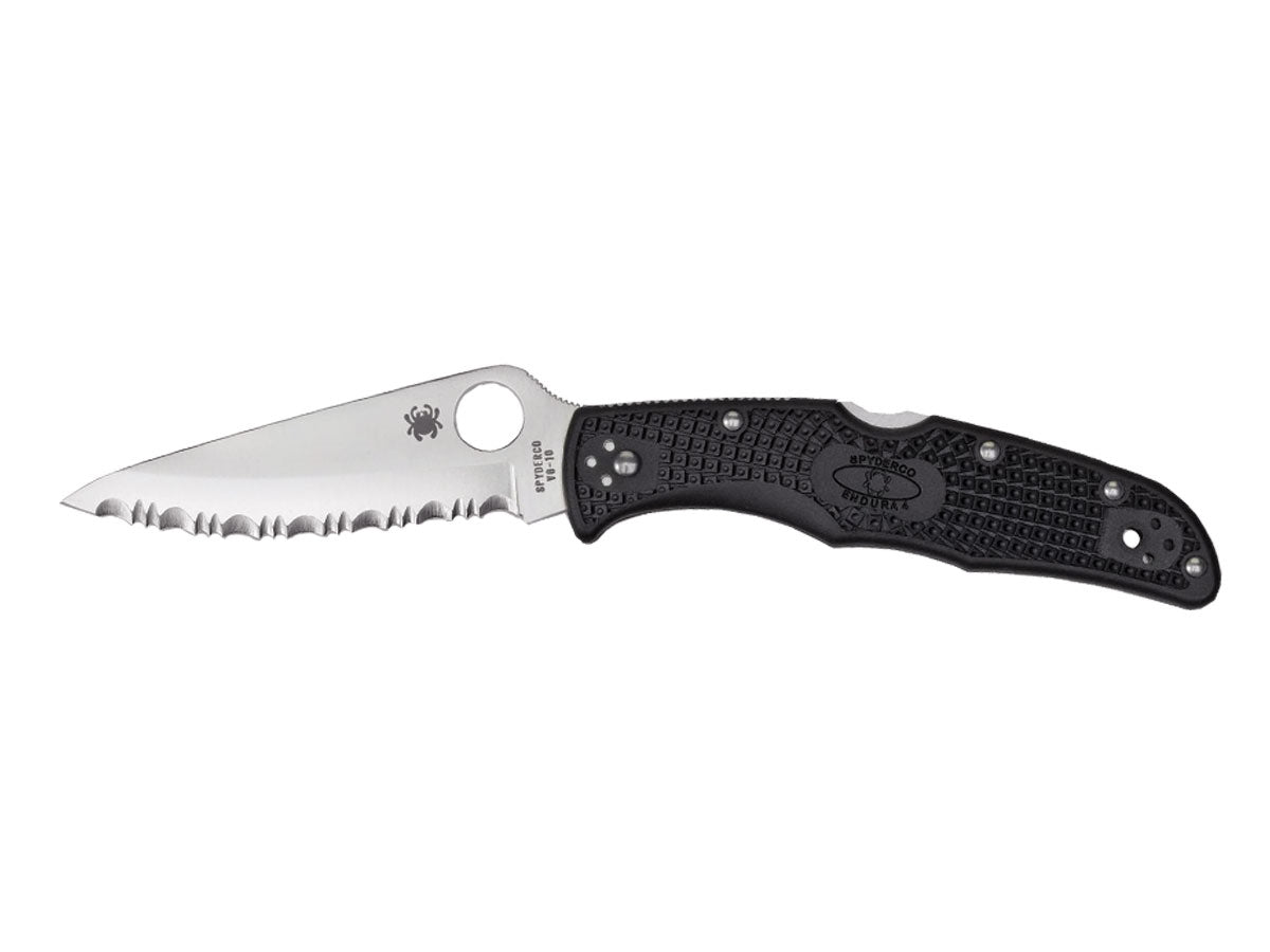 Spyderco Endura 4 C10SBK lama VG-10 seghettata 9,6 cm, manico FRN nero