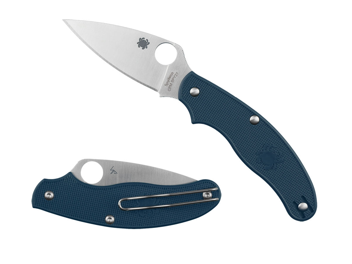Spyderco UK Penknife C94PCBL dettaglio lama CPM SPY27 e Trademark Round Hole su FRN blu cobalto