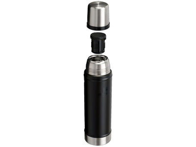 Stanley Classic Legendary 600ml Black 2.0 - tappo twist-and-pour isolato