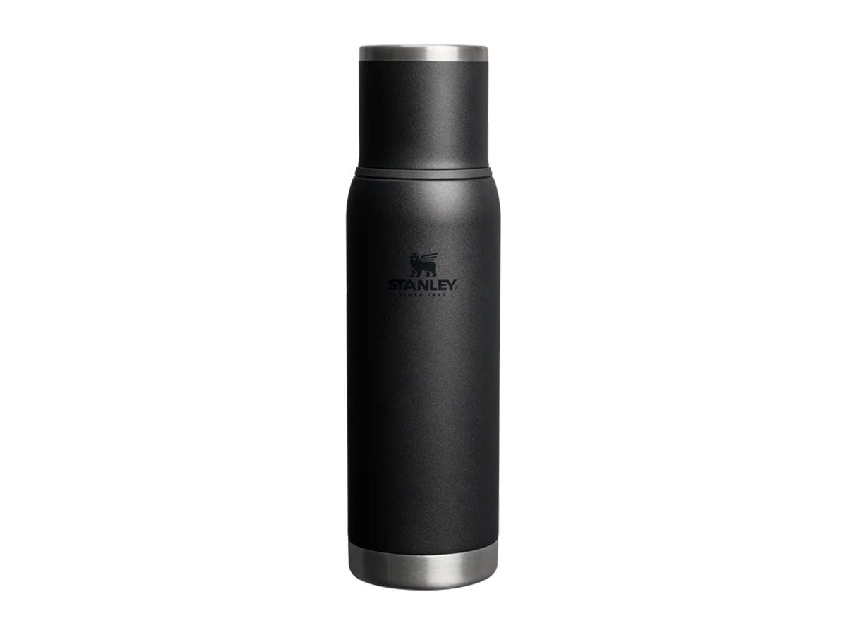 Stanley Adventure To-Go Bottle 1l, freddo 27 ore, design aerodinamico, Black 2.0