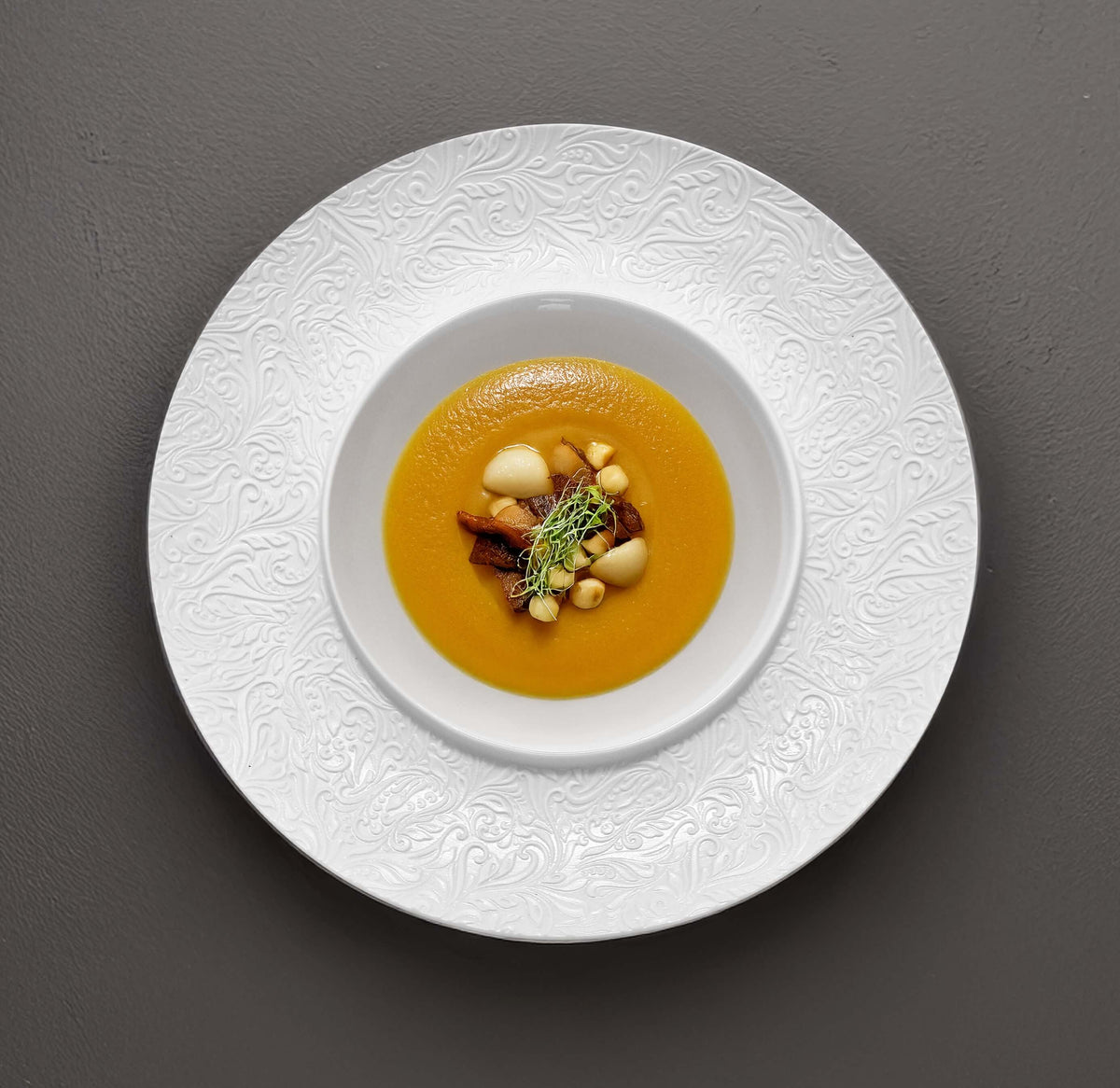 Essentia Damasco Piatto Fondo Gourmet Inclinato Magnesium Porcelain 25,5 cm 2 Pezzi