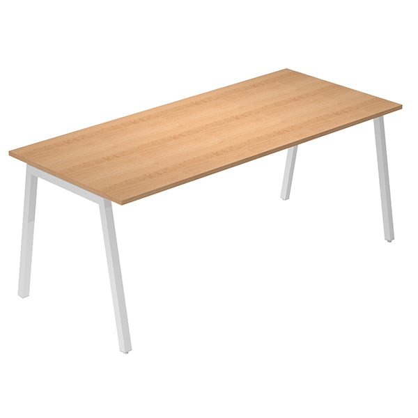 Scrivania lineare Easy - struttura bianca - gambe inclinate - 180 x 80 cm - faggio