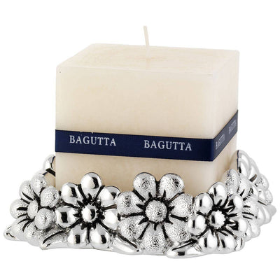 Bagutta Candela Profumata Crema con Base Margherite Argentata 4x4x4 cm