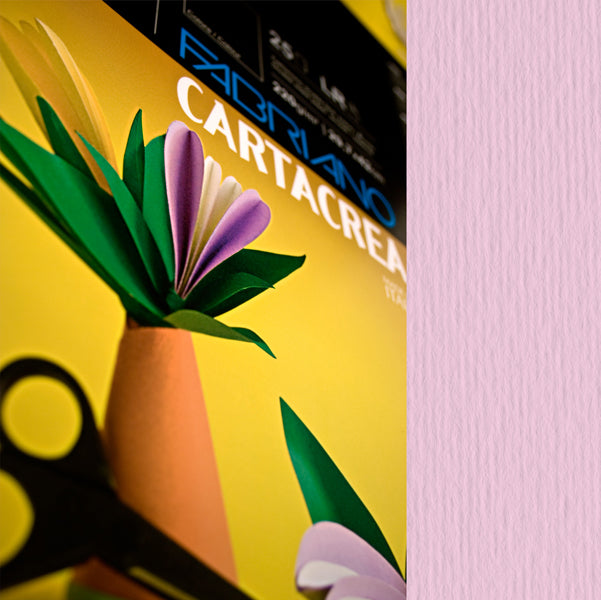 Cartoncino CartaCrea - 35 x 50 cm - 220 gr - rosa 116 - Fabriano - blister 10 fogli
