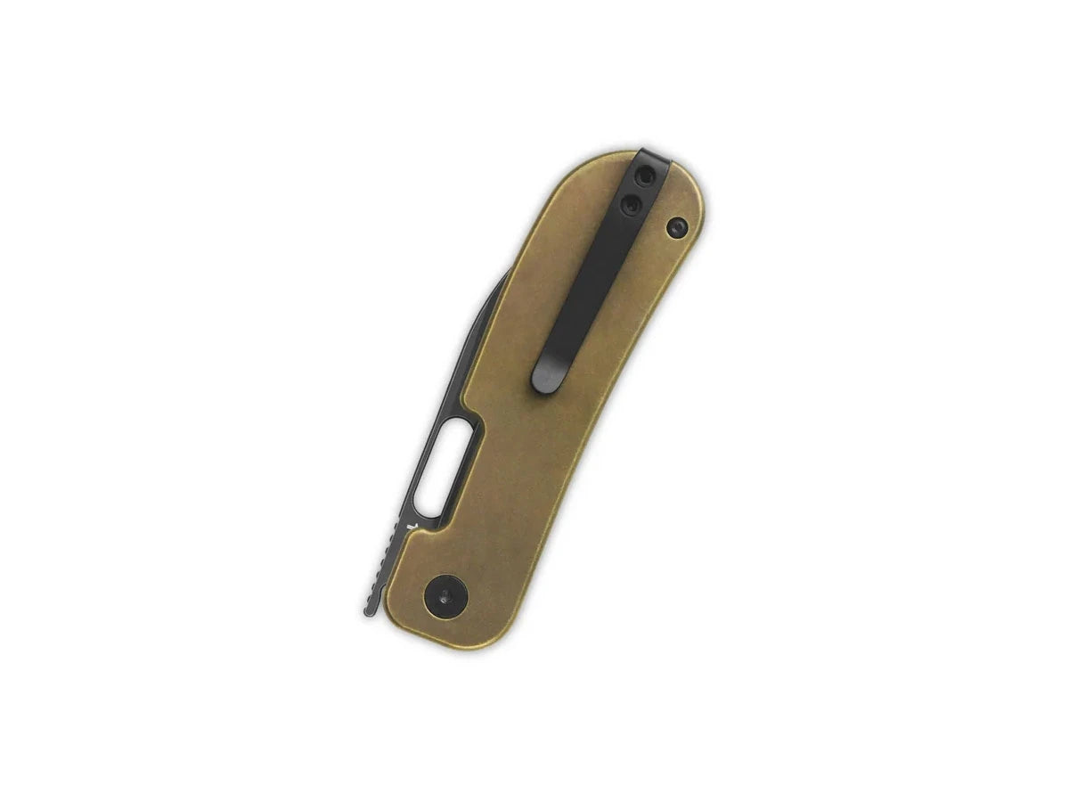 Dettaglio lama 14C28N black QSP Variant PE titanio bronzeo 113 g liner lock