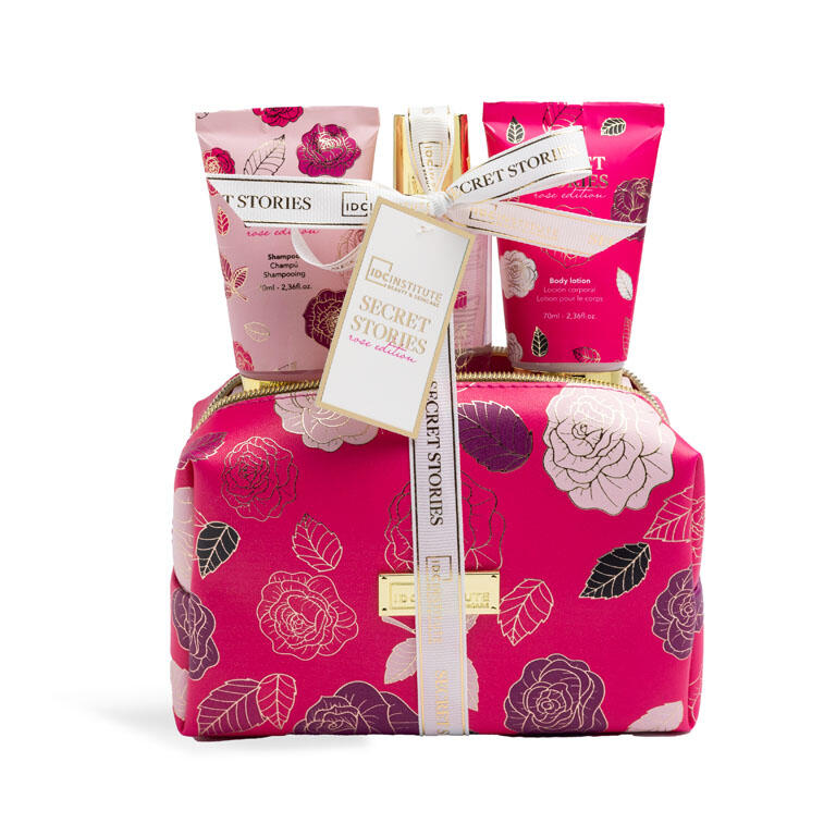 IDC Institute Secret Stories Wash Bag Set - Trousse Regalo con Gel Doccia 100 ml, Lozione Corpo 70 ml e Shampoo 70 ml