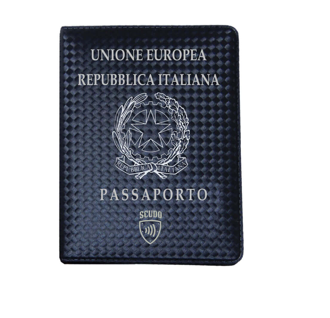 Porta passaporto Alplast 1012SCF in PVC finitura fibra di carbonio con protezione RFID