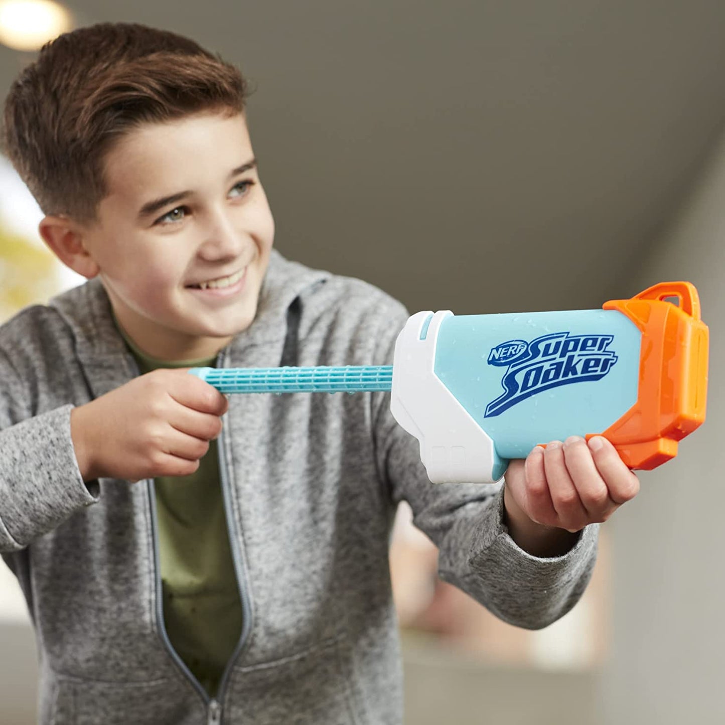 Nerf Super Soaker Torrent serbatoio integrato nel manico