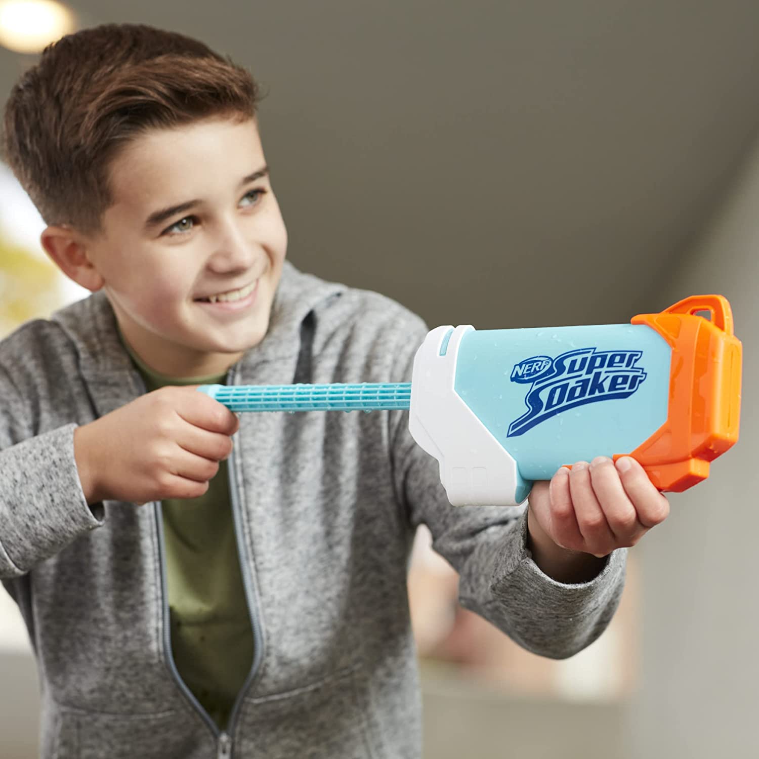 Nerf Super Soaker Torrent serbatoio integrato nel manico