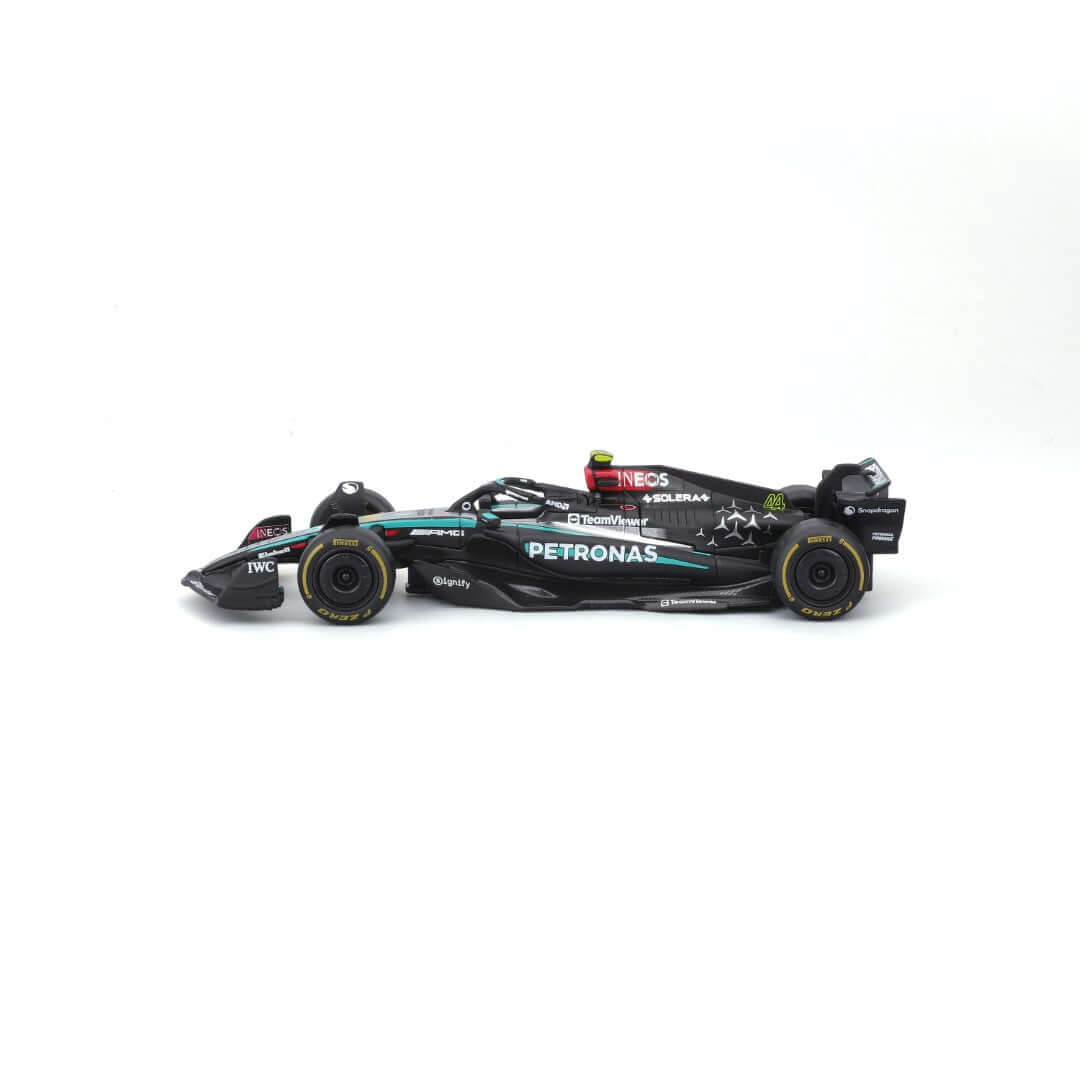 Mercedes F1 W15 E-Performance Bburago Scala 1:43 Diecast #44 Lewis Hamilton F1 2024 - 18-38208H