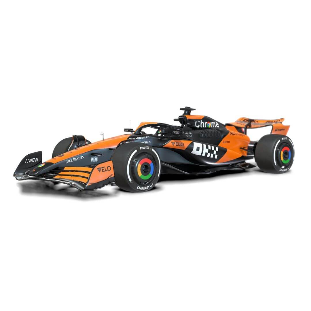 McLaren F1 MCL38 Bburago Scala 1:43 Diecast #81 Oscar Piatri F1 2024 - 18-38214P