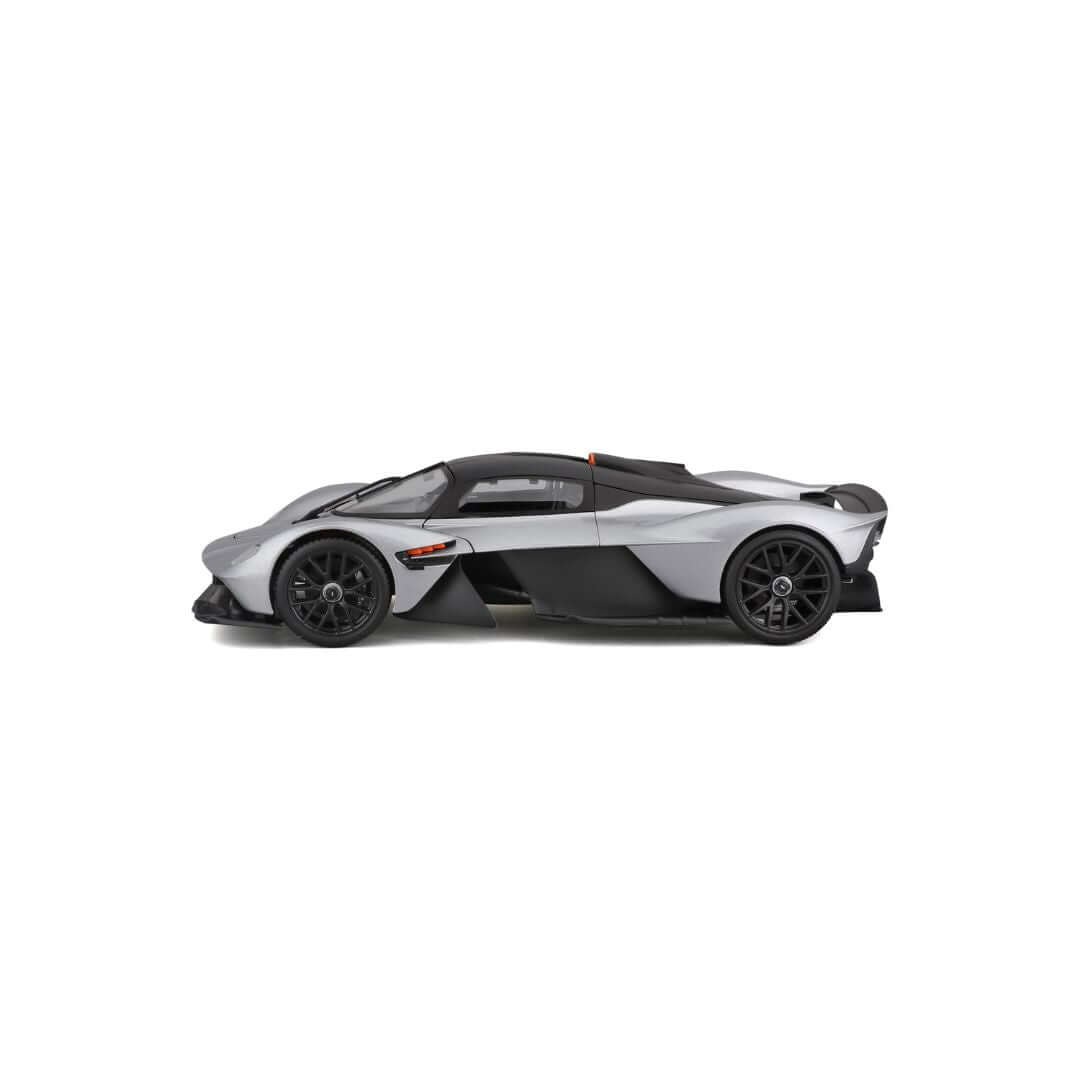 MODELLINO DIE CAST ASTON MARTIN VALKYRIE 2022 - 1:18 - 31465