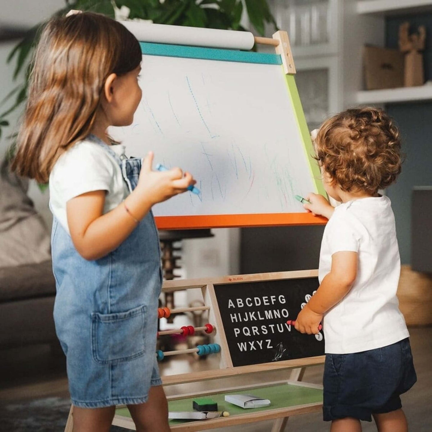 Dal Negro Maxi Lavagna Learn and Play Double Face Con Cavalletto, Abaco, Alfabeto e Rotolo di Carta
