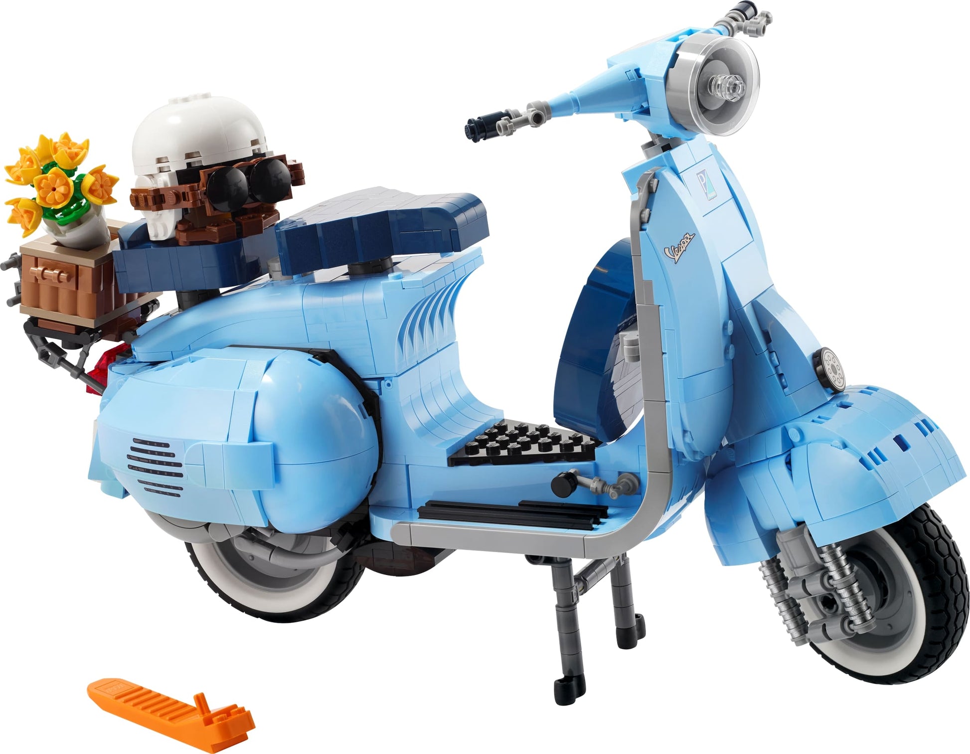 Dettaglio costruzione mattoncini LEGO del modello Vespa 125 Icons set 10298