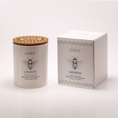 Candela Lumen Natura Amica 200 ml cera d'api e vegetale, profumazione miele di lavanda, tappo in sughero