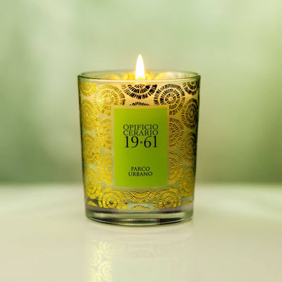 Lumen Opificio Cerario 19.61 Parco Urbano Candela Vegetale Profumata Acqua Dolce Fiori Gin e Bacche in Vetro Decorato 70 Ore 300 ml