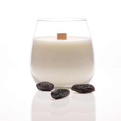 Candela vegetale Lumen XSenseS Fava Tonka 400 ml in vaso vetro trasparente con stoppino legno
