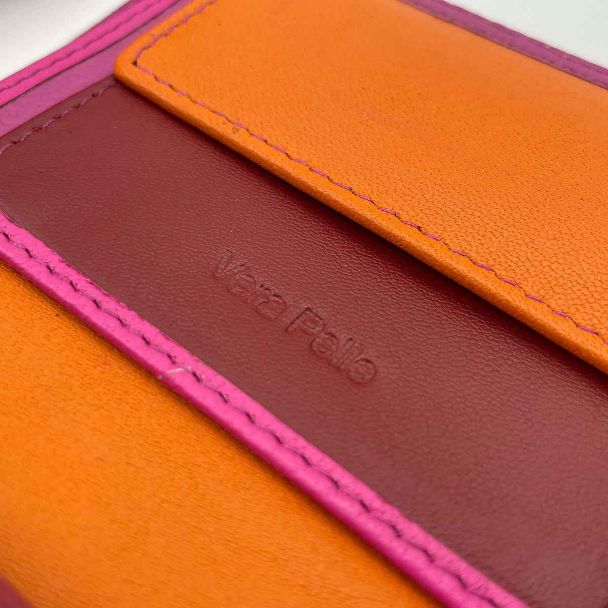 Naj Oleari Portafoglio in Vera Pelle Fucsia con Interno Multicolore - 1837/RW3 FU