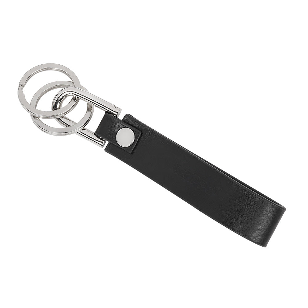 Dettaglio doppio anello metallo portachiavi Zippo fibra carbonio