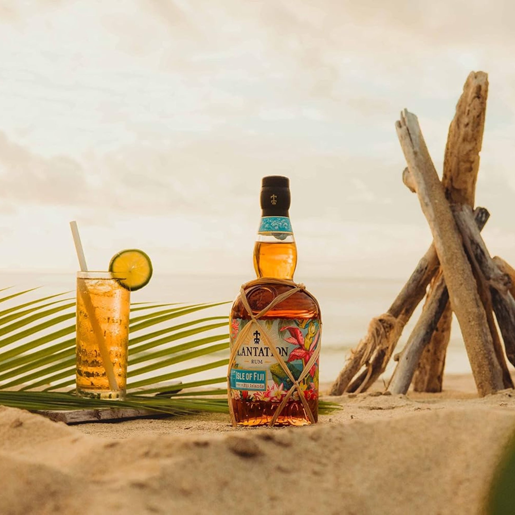 Rum Plantation Isle of Fiji - dettaglio etichetta grafica isole