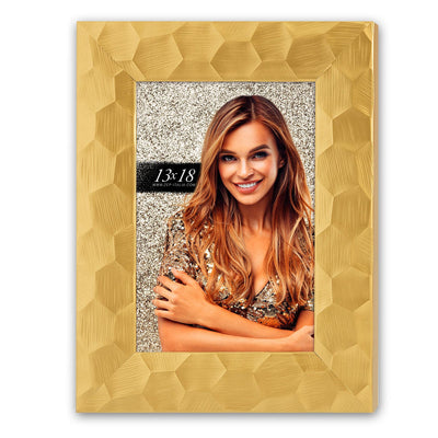 Cornice Gordon Gold plastica oro con profilo classico e decoro 3D a motivo esagonale per foto 13x18 cm