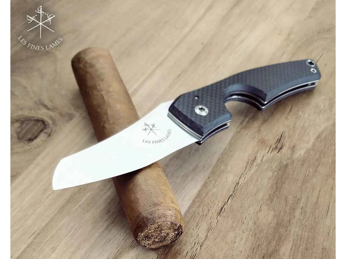 Les Fines Lames TAGLIASIGARI LE PETIT CARBON FIBER